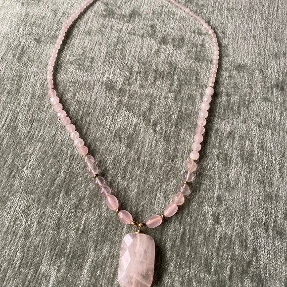 Rose Quartz pendant necklace - Picture 2 of 8